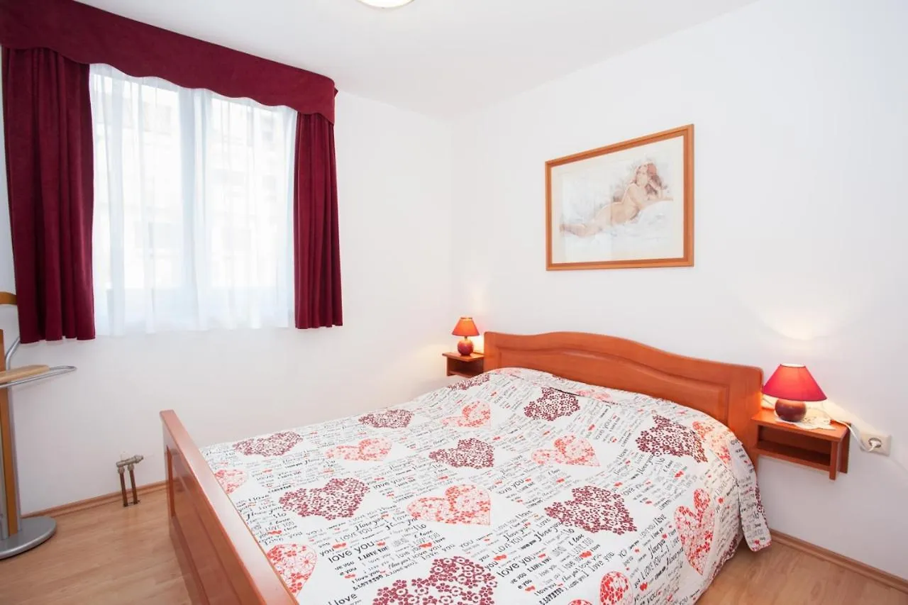 Apartments By The Sea Punat, Krk - 17857 Croatia