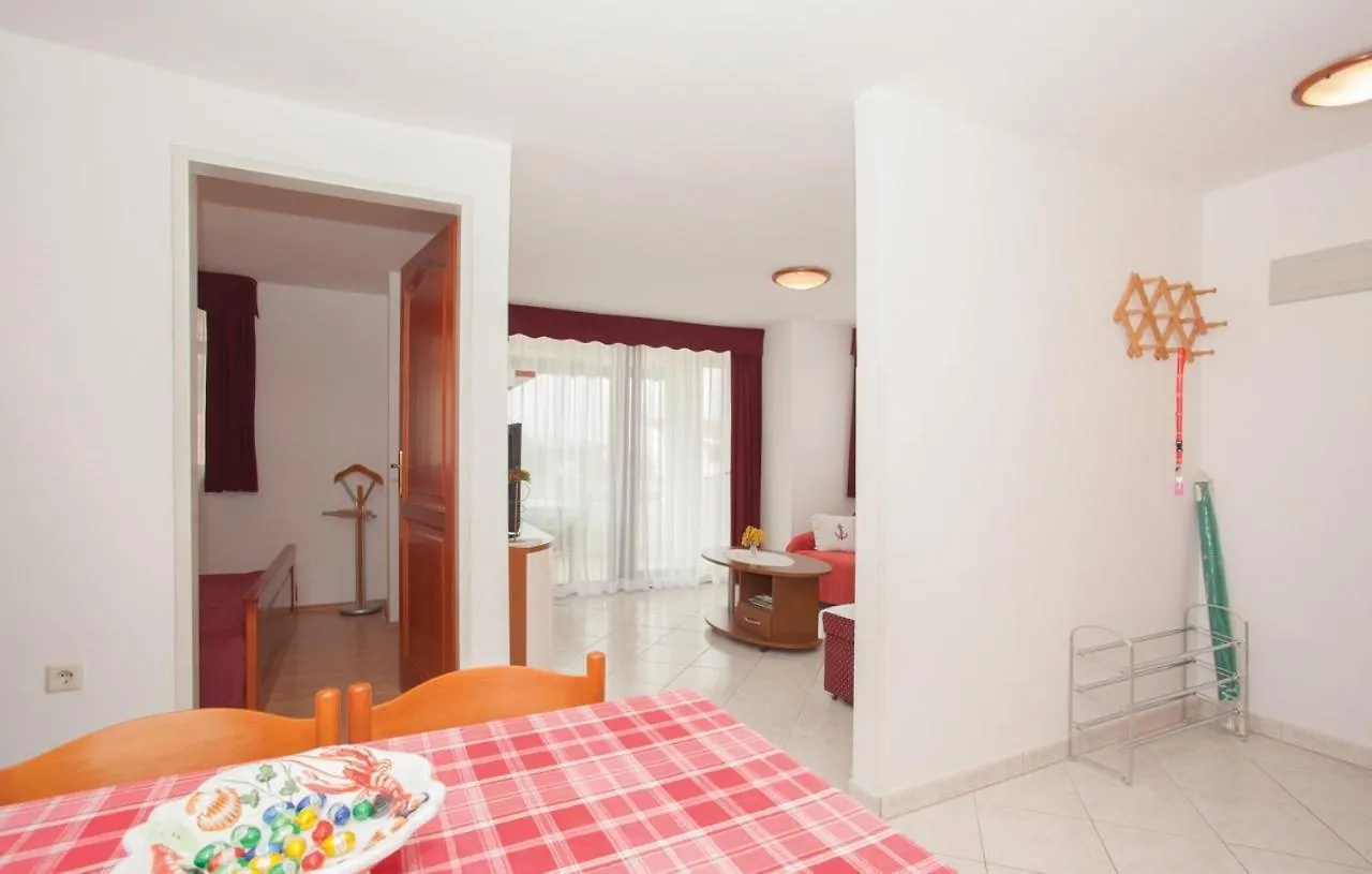 Apartments By The Sea Punat, Krk - 17857 Punat